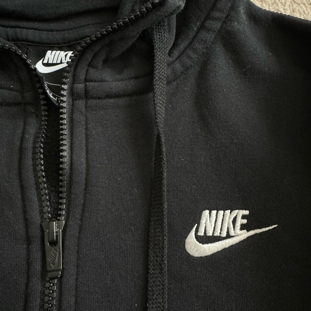 Black Nike Zip Jacket